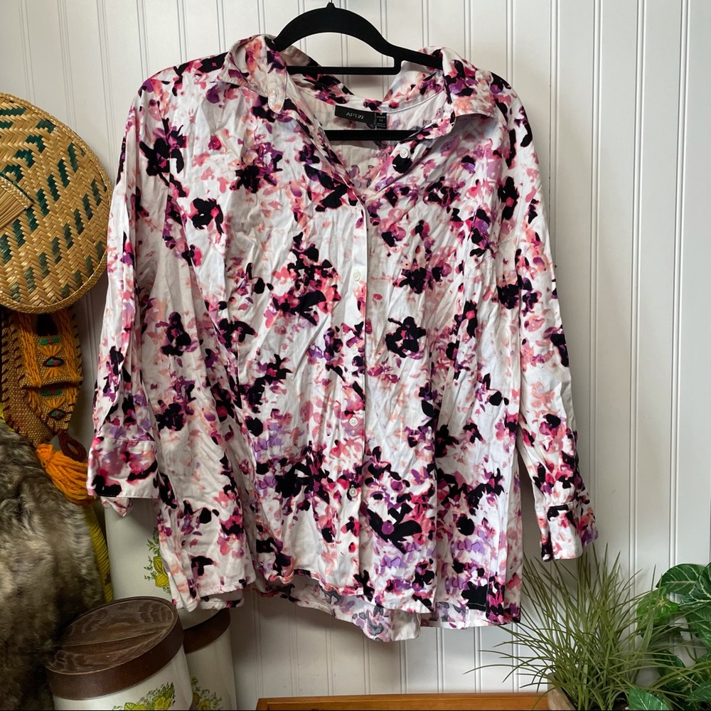 Apt 9 Button Down Colorful Top Size 3x - image 1